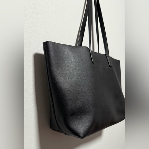 Saint Laurent Tote - Picture 3 of 5